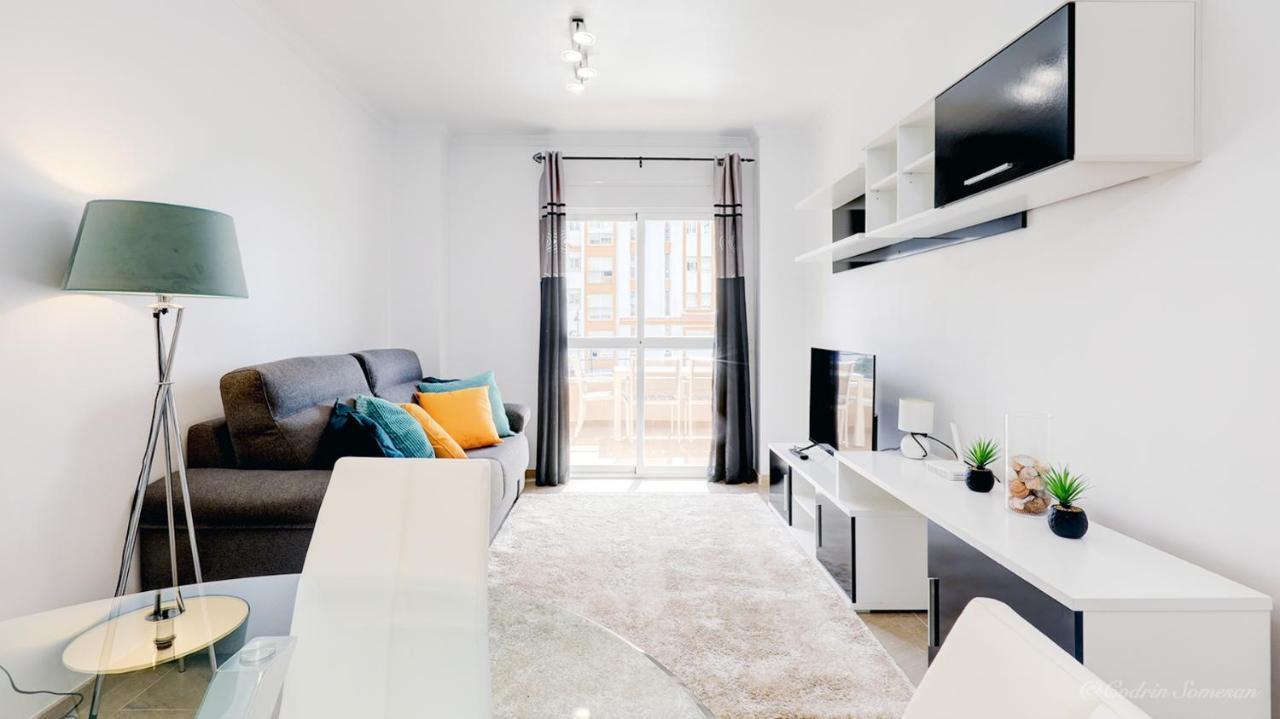 Cozy Apartment Overlooking Estepona'S Marina! Экстерьер фото