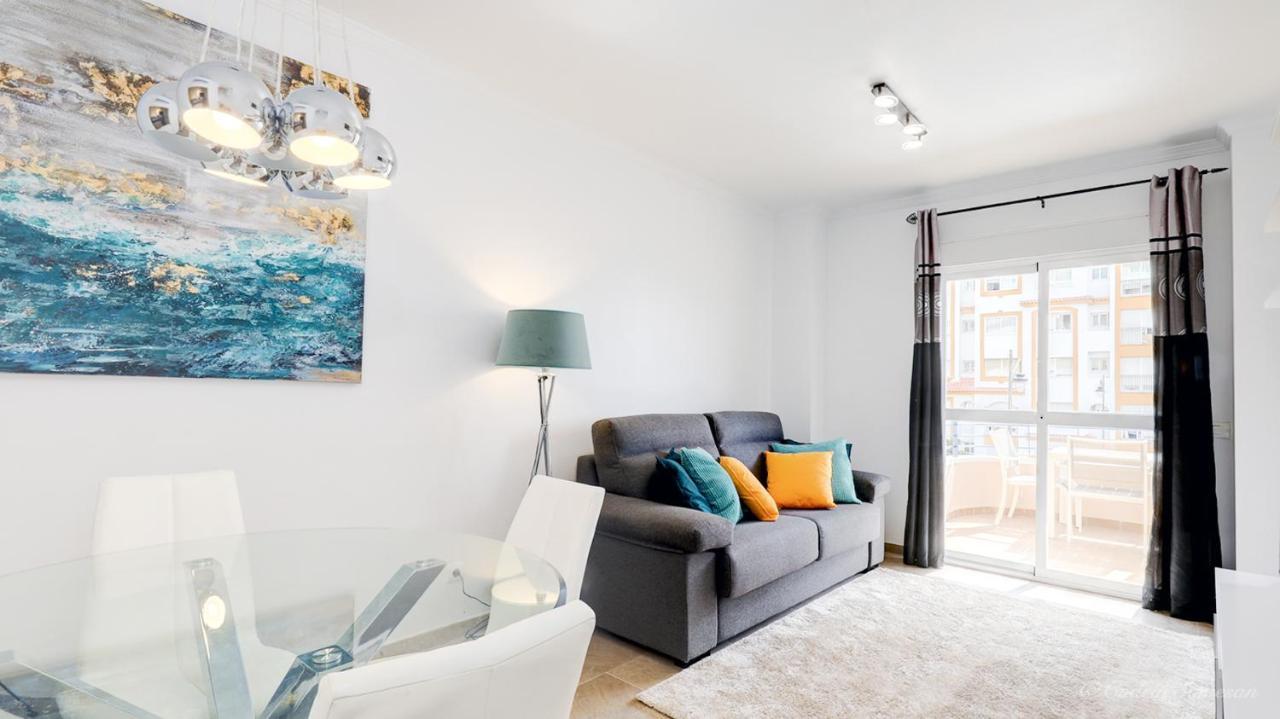 Cozy Apartment Overlooking Estepona'S Marina! Экстерьер фото